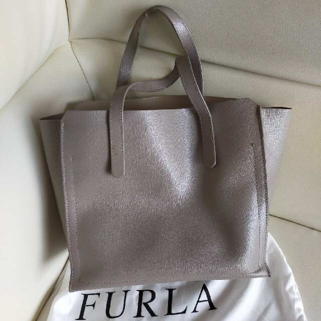 Furla(フルラ)のフルラ　トートバッグ　ショルダーバッグ レディースのバッグ(トートバッグ)の商品写真