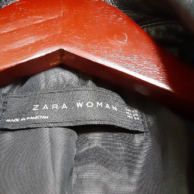 ZARA(ザラ)のZARA ザラ リアルレザーライダースジャケット ラムレザー XS ブラック レディースのジャケット/アウター(ライダースジャケット)の商品写真