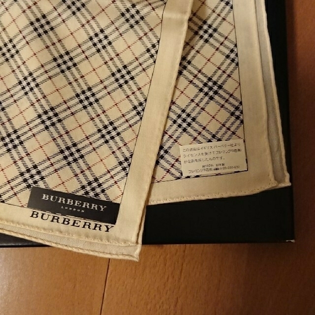 BURBERRY(バーバリー)の新品 バーバリー ハンカチ ノバチェック レディースのファッション小物(ハンカチ)の商品写真