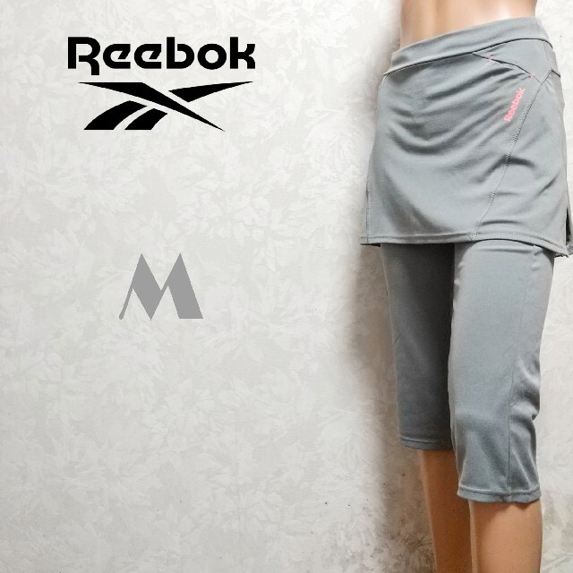 Reebok(リーボック)のReebok　スカート付きパンツ スポーツ/アウトドアのトレーニング/エクササイズ(トレーニング用品)の商品写真