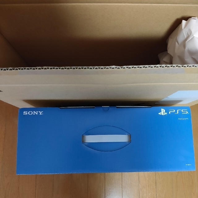 SONY(ソニー)のSONY PlayStation5 CFI-1000A01 エンタメ/ホビーのゲームソフト/ゲーム機本体(家庭用ゲーム機本体)の商品写真