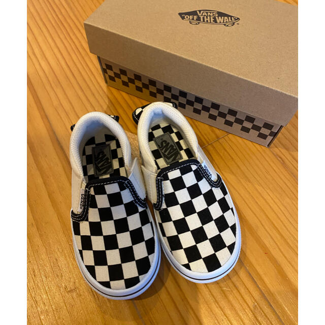 VANS(ヴァンズ)のvans⭐︎ヴァンズ　スリッポン　チェッカー　新品　17cm スニーカー　靴 キッズ/ベビー/マタニティのキッズ靴/シューズ(15cm~)(スリッポン)の商品写真