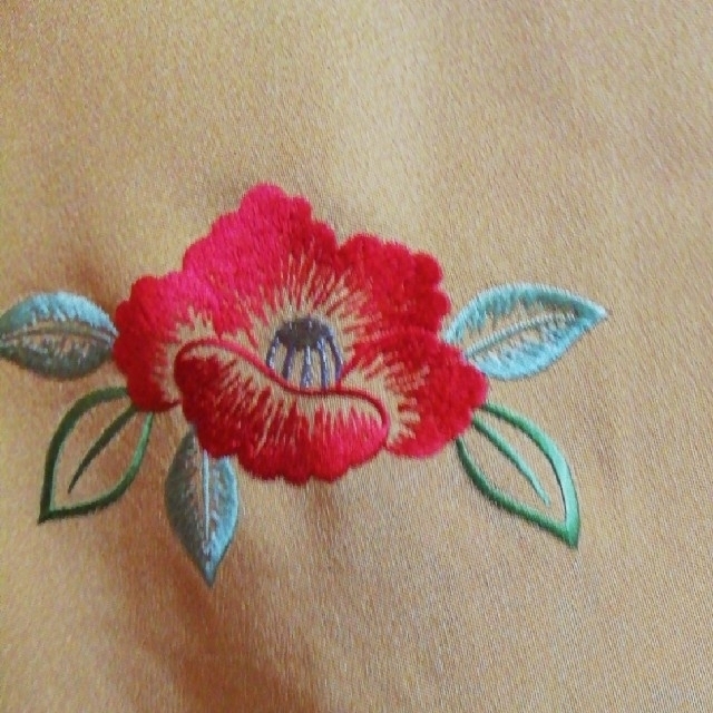 J-K-7--104 七五三 7歳 着物 日本刺繍 四季の華 J-K-7--104 七五三 7歳 着物 日本刺繍 四季の華