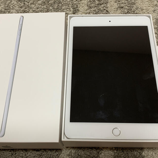 ☆iPad mini 5 Cellular 64GB Silver SIMフリー