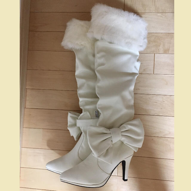 新品未使用♡ロングブーツ♡S22.5/白 ホワイト  レディースの靴/シューズ(ブーツ)の商品写真