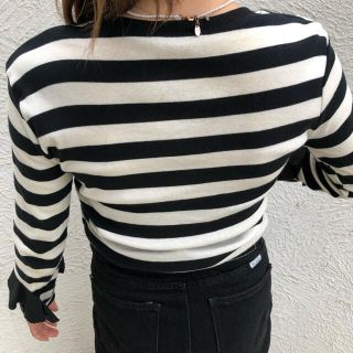 ZARA - ほぼ未使用◎ZARAボーダートップス☆フリル レディースの通販 ...