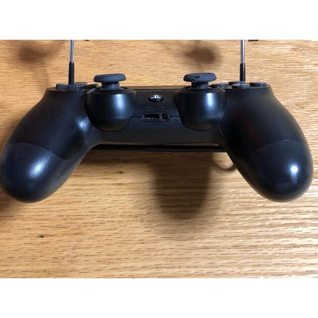 PlayStation4(プレイステーション4)のPS4 コントローラー ジャンク品 エンタメ/ホビーのゲームソフト/ゲーム機本体(家庭用ゲーム機本体)の商品写真