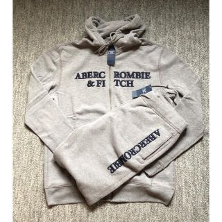 アバクロンビーアンドフィッチ(Abercrombie&Fitch)の★新作！新品未使用タグ付き！アバクロ セットアップ パーカー&フリースパンツ M(パーカー)