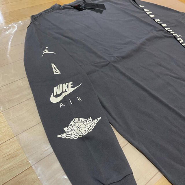 NIKE(ナイキ)の新品 ナイキ ジョーダン ア マ マニエール コラボ ロングスリーブ ロンT メンズのトップス(Tシャツ/カットソー(七分/長袖))の商品写真