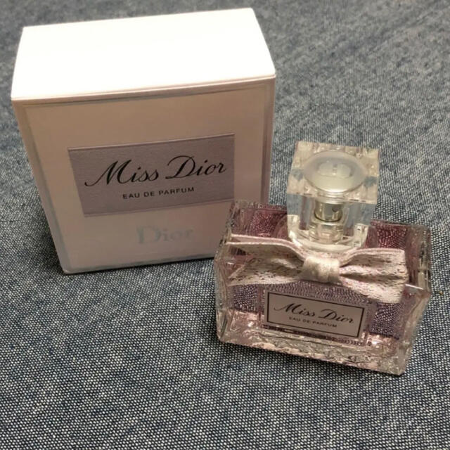 Christian Dior(クリスチャンディオール)のミス ディオール オードゥ パルファン50ml 7点スペシャルセット コスメ/美容の香水(香水(女性用))の商品写真