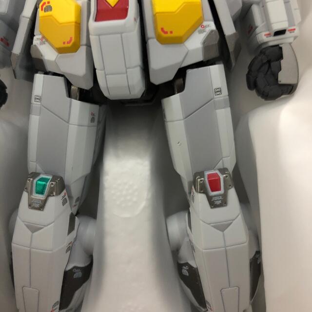 BANDAI(バンダイ)のRX-78F00 GUNDAM 横浜　ガンダム  超合金　開封品 エンタメ/ホビーのフィギュア(アニメ/ゲーム)の商品写真