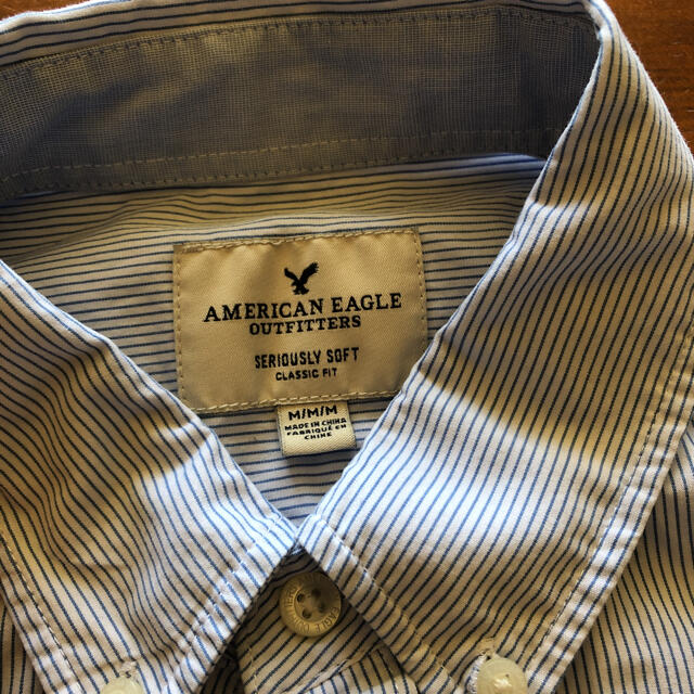 American Eagle(アメリカンイーグル)のほぼ新品！アメリカンイーグル　綺麗なストライプブルーシャツ　サイズL メンズのトップス(シャツ)の商品写真