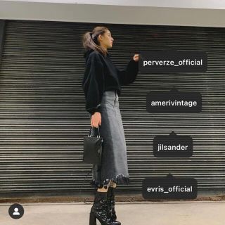 新木優子着用 Ameri vintage RAGGED DENIM SKIRT