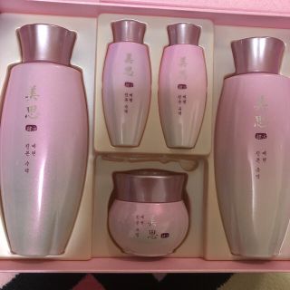 ミシャ(MISSHA)の【MISSHA】【ミシャ】美思 エイヒョン 眞本(美容液)