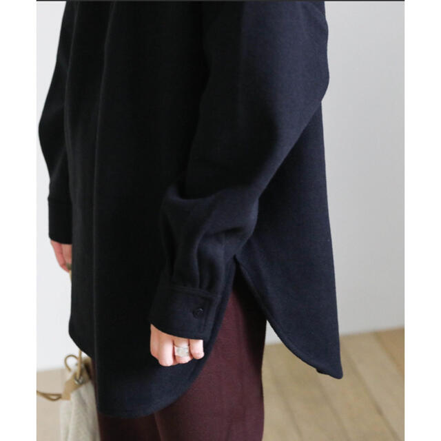 select MOCA スリーピングオーバーシャツ　ブラック　黒 レディースのトップス(シャツ/ブラウス(長袖/七分))の商品写真