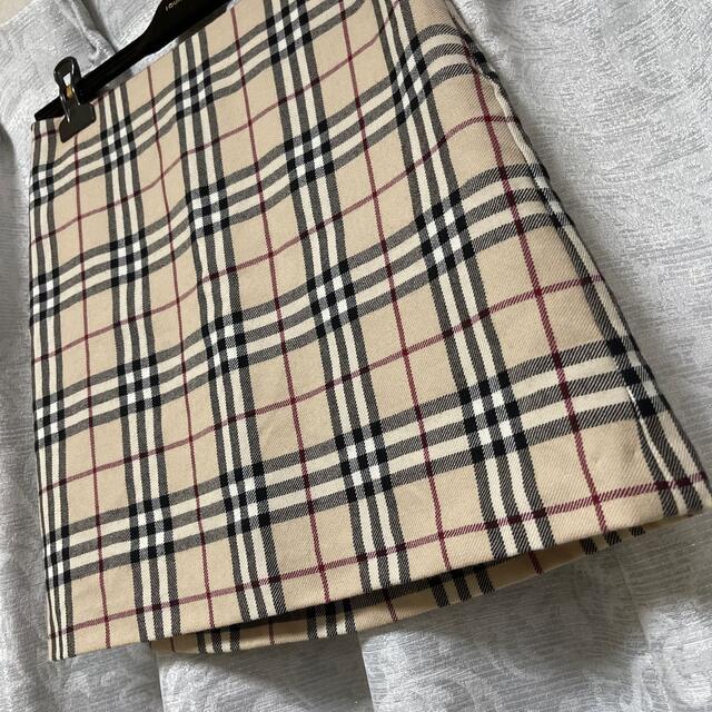 BURBERRY BLUE LABEL(バーバリーブルーレーベル)の美品　BURBERRY ノバチェック　ミニスカート　匿名配送 レディースのスカート(ミニスカート)の商品写真