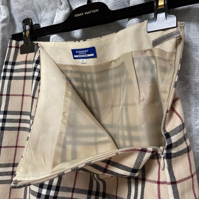 BURBERRY BLUE LABEL(バーバリーブルーレーベル)の美品　BURBERRY ノバチェック　ミニスカート　匿名配送 レディースのスカート(ミニスカート)の商品写真