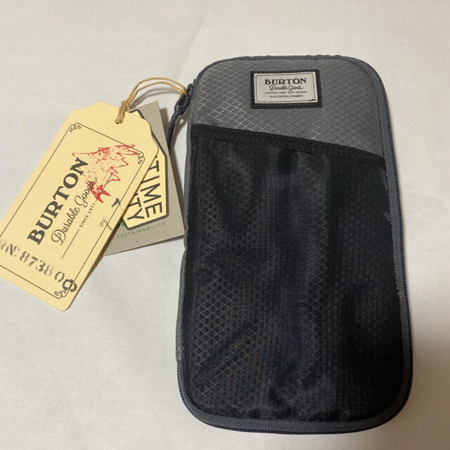 BURTON(バートン)の新品♪BURTON トラベラーポーチ インテリア/住まい/日用品の日用品/生活雑貨/旅行(旅行用品)の商品写真