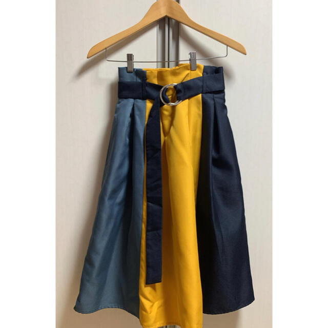 REDYAZEL(レディアゼル)のREDYAZEL カラーブロック配色スカート レディースのスカート(ひざ丈スカート)の商品写真