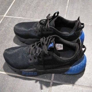 プーマ(PUMA)のプーマ　スニーカー　25.5(スニーカー)