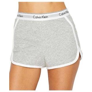 シーケーカルバンクライン(ck Calvin Klein)の カルバンクライン　レディース ショートパンツ　下着　Lサイズ　グレー(ショートパンツ)