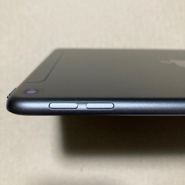 Apple iPad mini5 64GB Wi-Fi＋Cellularモデル 1