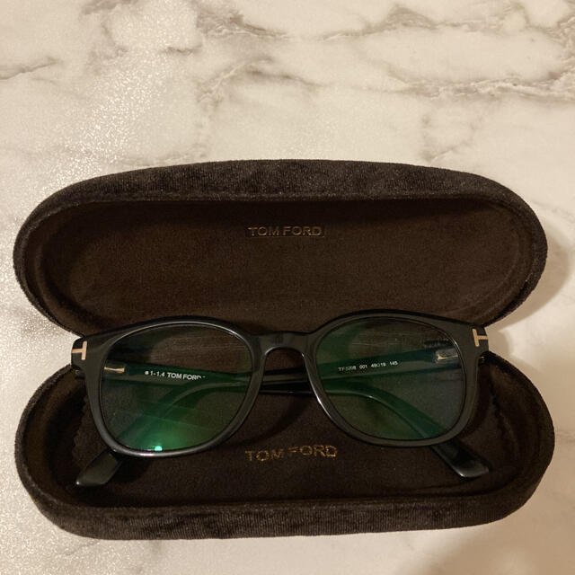 TOM FORD(トムフォード)のTOM FORD トムフォード ウェリントン 黒縁メガネ TF5208 メンズのファッション小物(サングラス/メガネ)の商品写真
