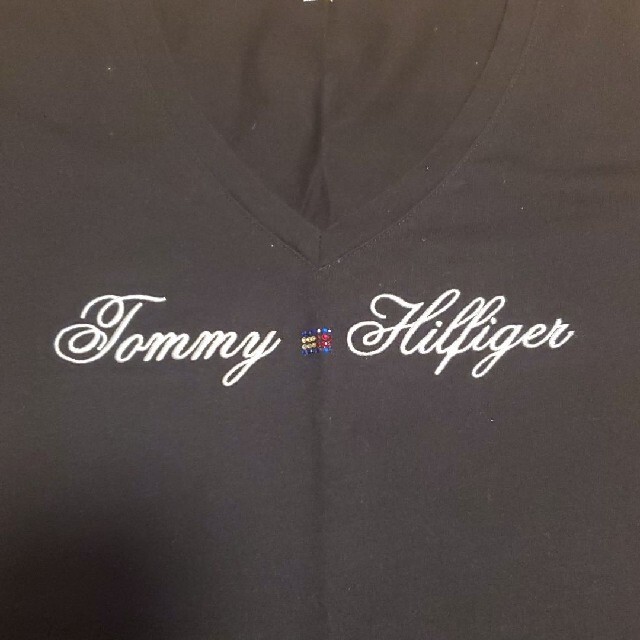 TOMMY HILFIGER(トミーヒルフィガー)のTommy　Tシャツ レディースのトップス(Tシャツ(半袖/袖なし))の商品写真