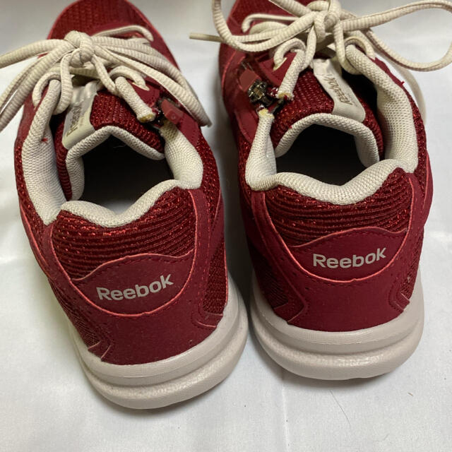 Reebok(リーボック)のReebok ボルドー  スニーカー レディースの靴/シューズ(スニーカー)の商品写真