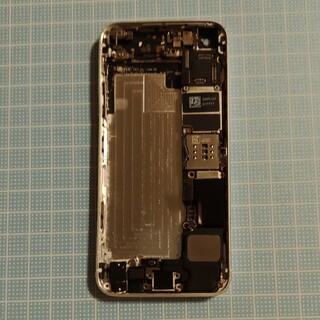 iPhone5sバックパネル ジャンク(スマートフォン本体)