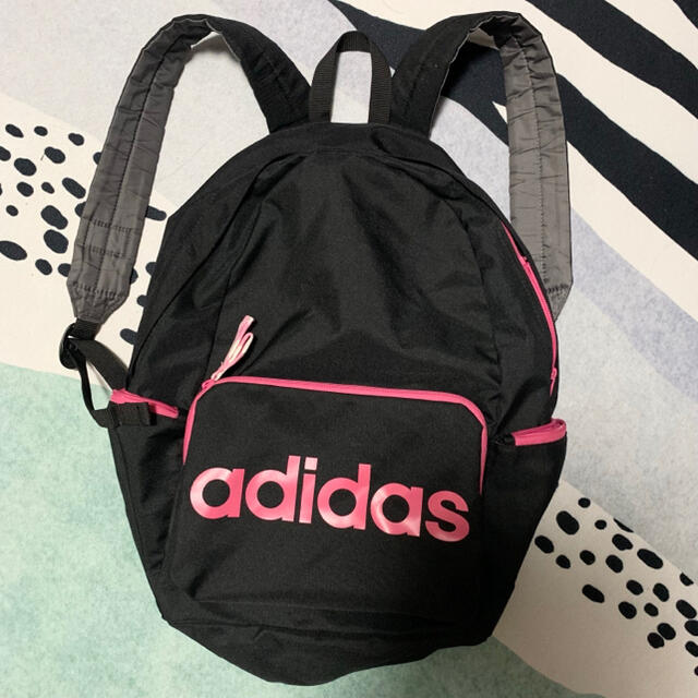 adidas(アディダス)のadidas リュック レディースのバッグ(リュック/バックパック)の商品写真