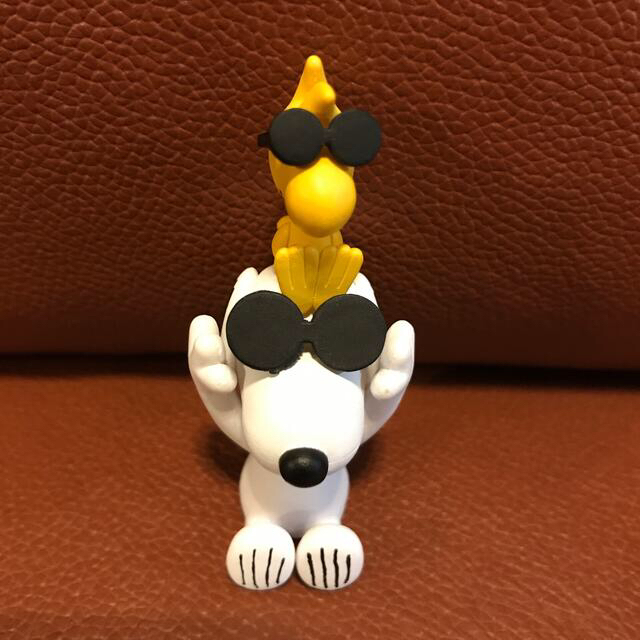 SNOOPY(スヌーピー)のPEANUTS かくれんぼフィギュア　スヌーピー  エンタメ/ホビーのおもちゃ/ぬいぐるみ(キャラクターグッズ)の商品写真