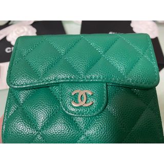 chanel 小さな財布　グリーン