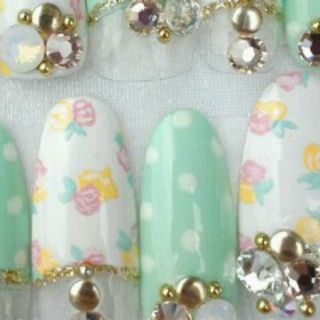 ﾏｶﾛﾝﾐﾝﾄﾄﾞｯﾄ お花ﾈｲﾙ