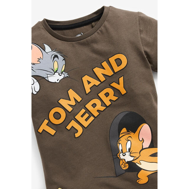 NEXT(ネクスト)の【新品】ブラウン Tom & Jerry Tシャツ（ボーイズ） キッズ/ベビー/マタニティのベビー服(~85cm)(Ｔシャツ)の商品写真