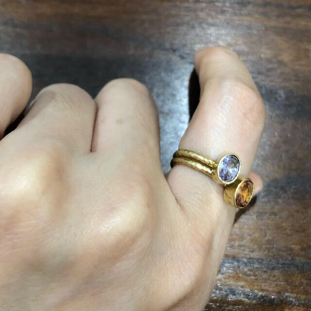 天然石の真鍮リング　2点　訳あり レディースのアクセサリー(リング(指輪))の商品写真