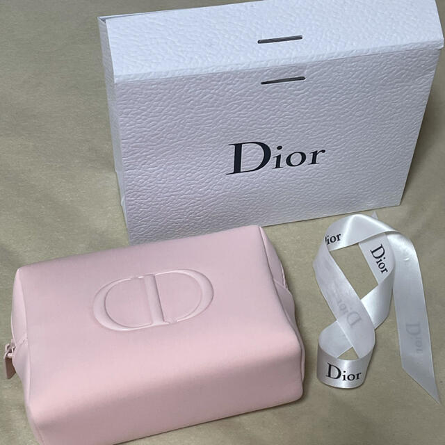 Christian Dior(クリスチャンディオール)のDior ディオールノベルティポーチ　ピンク レディースのファッション小物(ポーチ)の商品写真