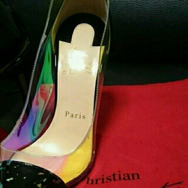 Christian Louboutin(クリスチャンルブタン)のルブタンパンプス レディースの靴/シューズ(ハイヒール/パンプス)の商品写真