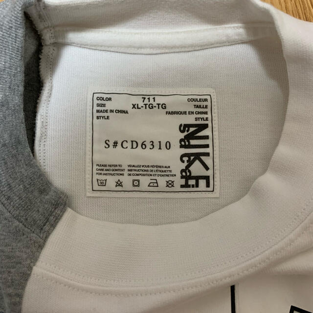 Tシャツ/カットソー(半袖/袖なし)Nike x Sacai 再構築 Tシャツ XL