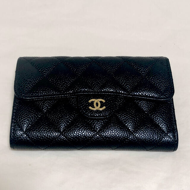 【新品】希少‼︎ CHANEL シャネル　クラシックミディアムフラップウォレット