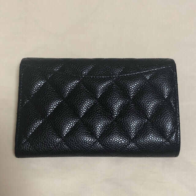 【新品】希少‼︎ CHANEL シャネル　クラシックミディアムフラップウォレット