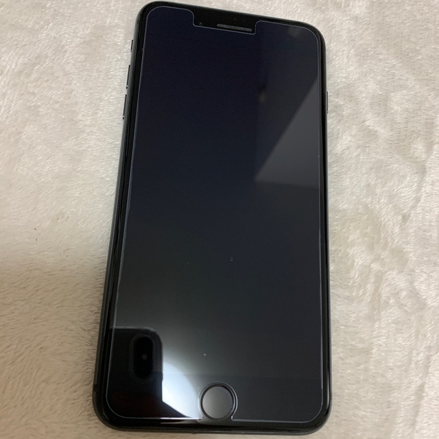 iPhone(アイフォーン)のiPhone 8 plus 64GB SIMフリー  スマホ/家電/カメラのスマートフォン/携帯電話(スマートフォン本体)の商品写真