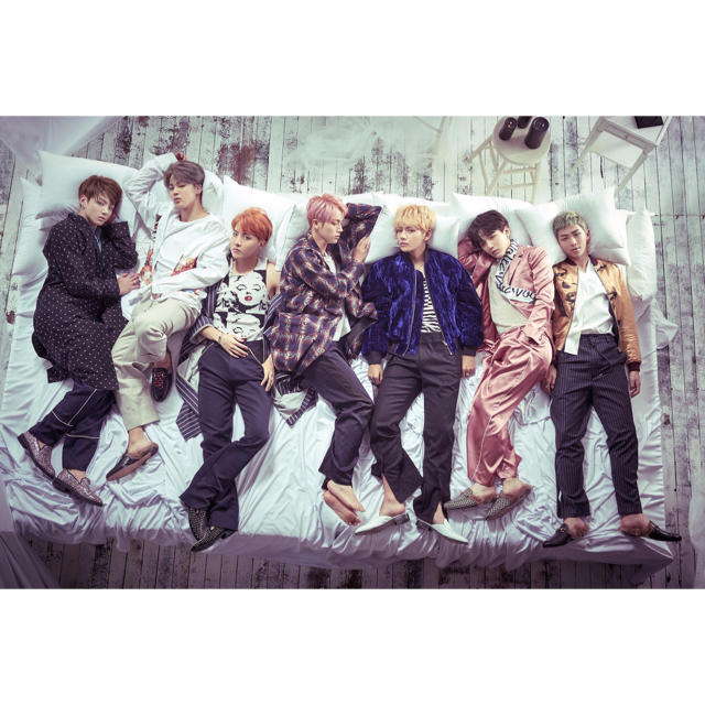 bts wings ポスター エンタメ/ホビーのタレントグッズ(アイドルグッズ)の商品写真