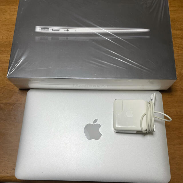 MacBook Air  (11-inch, Mid 2011)