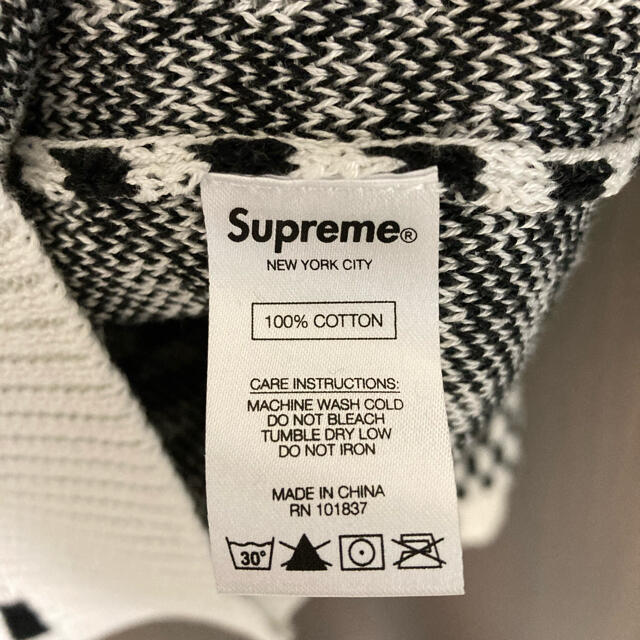 Supreme(シュプリーム)のシュプリーム　BACK LOGO SWEATER メンズのトップス(ニット/セーター)の商品写真