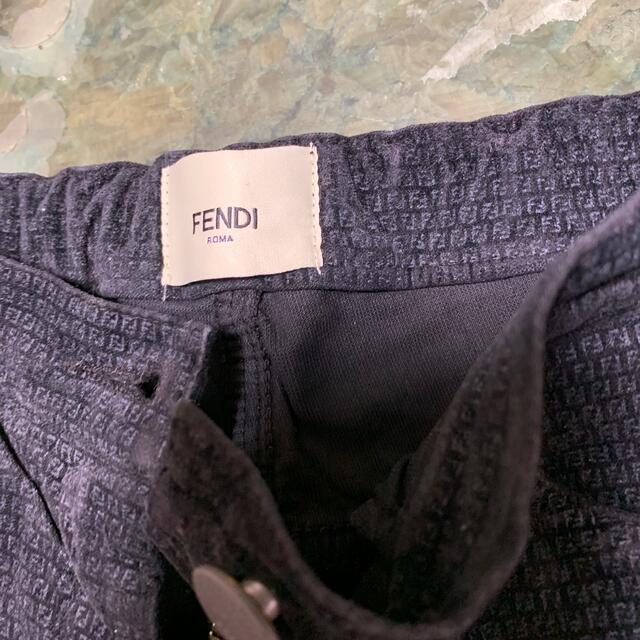 FENDI(フェンディ)の専用　⭐️   FENDI  ズボン☆キッズ キッズ/ベビー/マタニティのキッズ服男の子用(90cm~)(パンツ/スパッツ)の商品写真