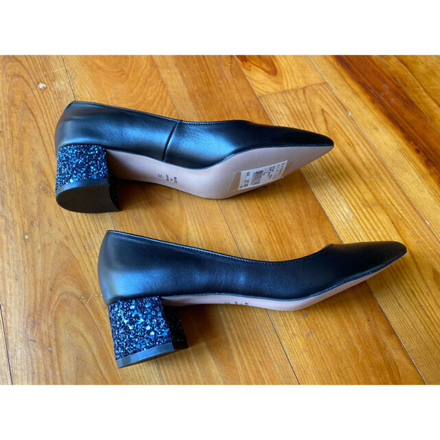 BARNEYS NEW YORK(バーニーズニューヨーク)のバーニーズニューヨーク　チャンキーヒール　22cm レディースの靴/シューズ(ハイヒール/パンプス)の商品写真