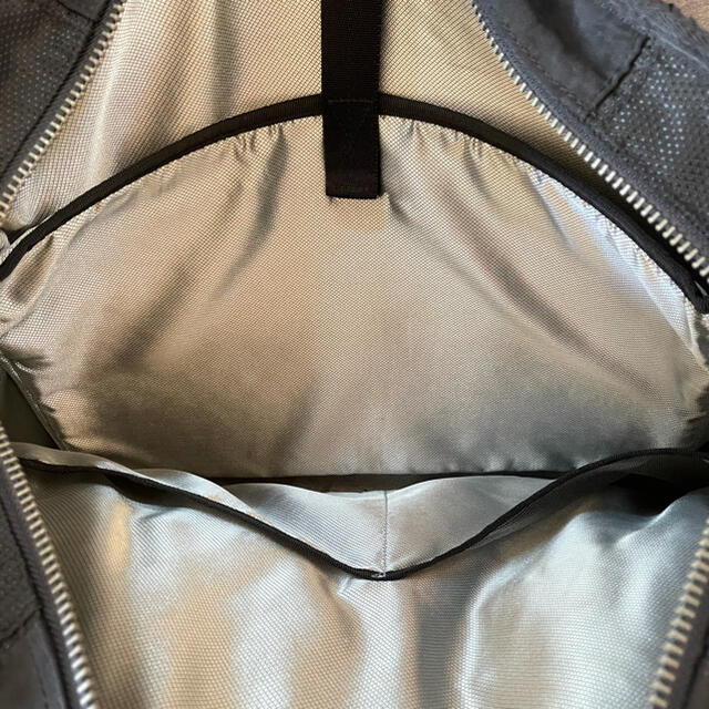 DIESEL(ディーゼル)のDIESEL パソコンバッグケース　ショルダーベルト付 メンズのバッグ(ショルダーバッグ)の商品写真