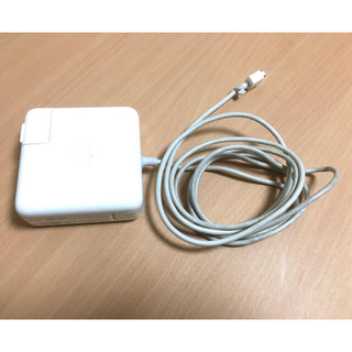 マック(Mac (Apple))のMacBook 充電器(バッテリー/充電器)