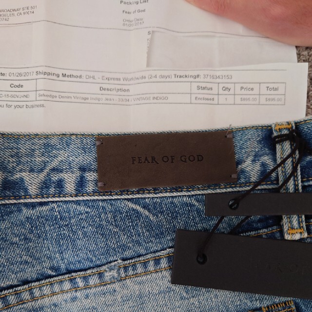 FEAR OF GOD(フィアオブゴッド)のFEAR OF GOD 4th SELVEDGE DENIM 33 メンズのパンツ(デニム/ジーンズ)の商品写真